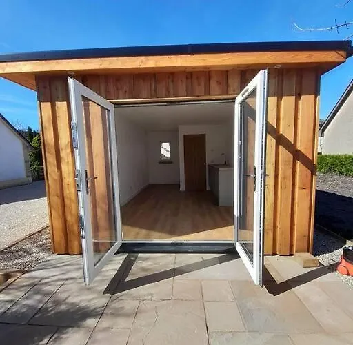 Jacobite View Pod
